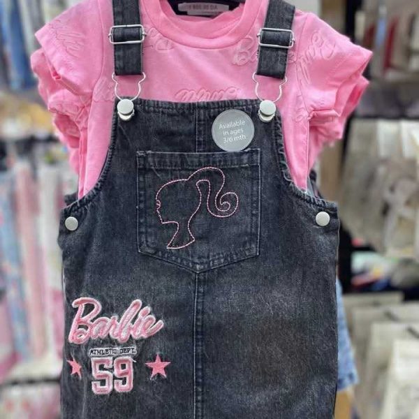 Salopette robe Barbie en jean et t shirt rose (Copie)