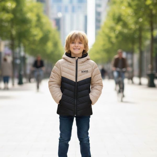 Doudoune hivernale avec capuche HUGO BOSS beige et noir