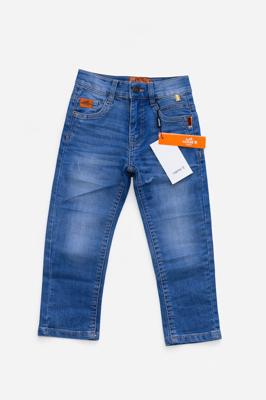 5F51D5F6-4ED5-45FF-BC3D-6A9E2D0A8D55