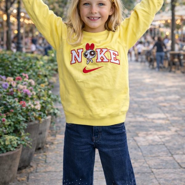 2pcs Pull Nike + Jean bleu Zara